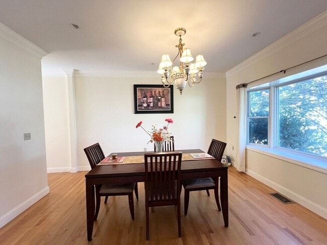 Building Photo - 15 Stimson Ave