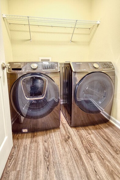 Building Photo - 4574 Rivers Landing Dr