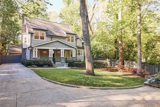 Primary Photo - 1843 Butlers Ln