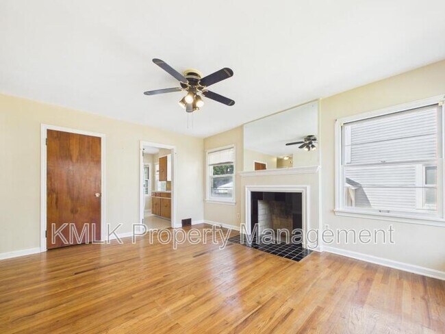 Building Photo - 1274 Collinwood Ave