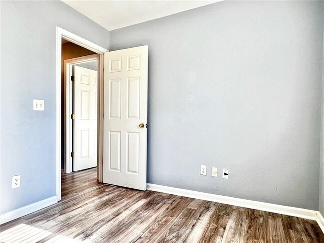 Building Photo - 1605 Kilmington Ct