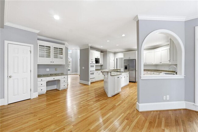 Building Photo - 5020 Greatwood Ln