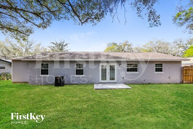 Building Photo - 8045 Lamb Ct