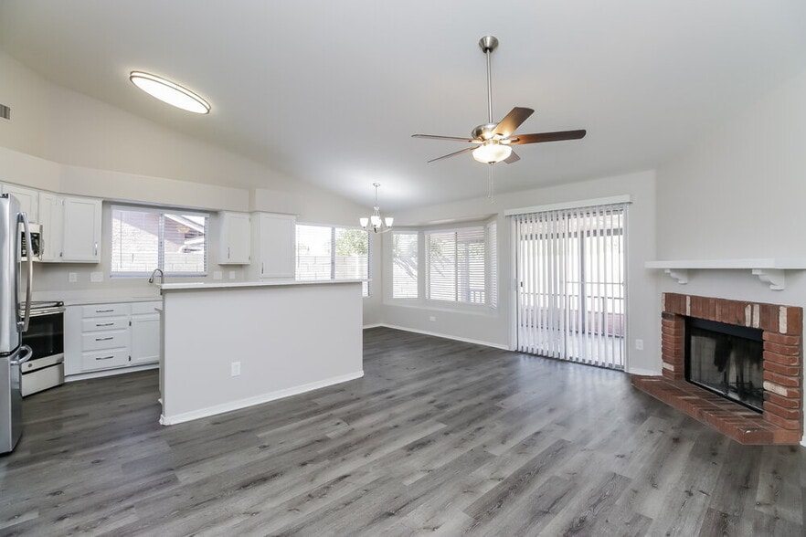 Building Photo - 6236 Colby St