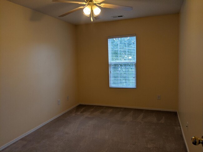 Building Photo - 4804 Rockport Dr