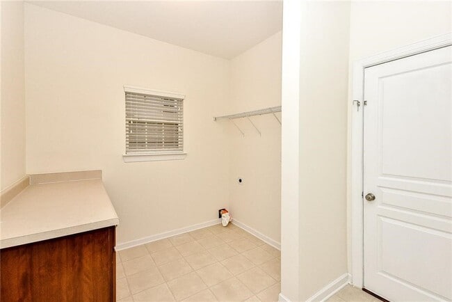 Building Photo - 3113 Normandy Ridge NW
