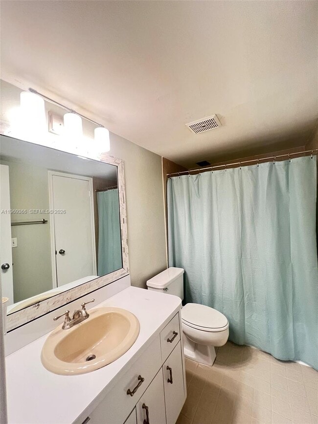 Building Photo - 7512 SW 95th Pl