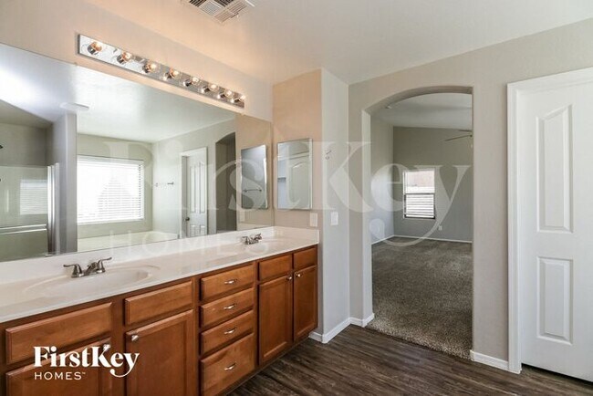 Building Photo - 10813 E Verbina Ln