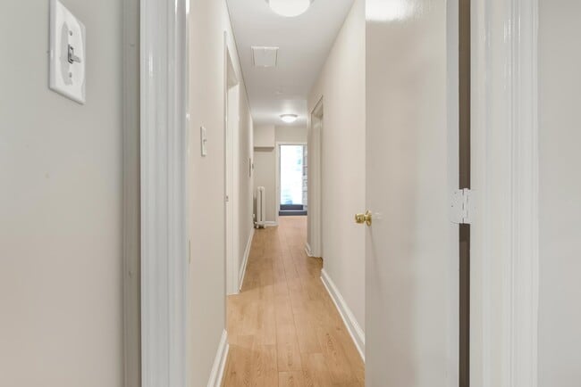 Building Photo - 2619 Woodley Pl NW