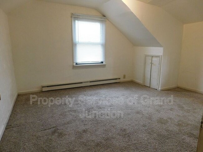 Building Photo - 1278-1215 15 Rd