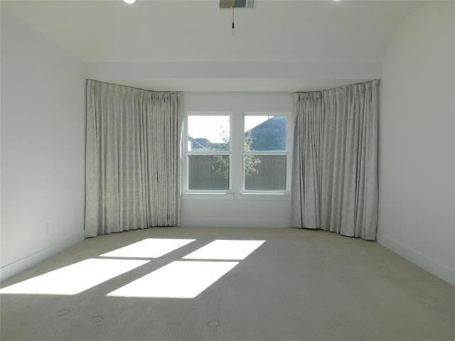 Building Photo - 124 Nora Ln