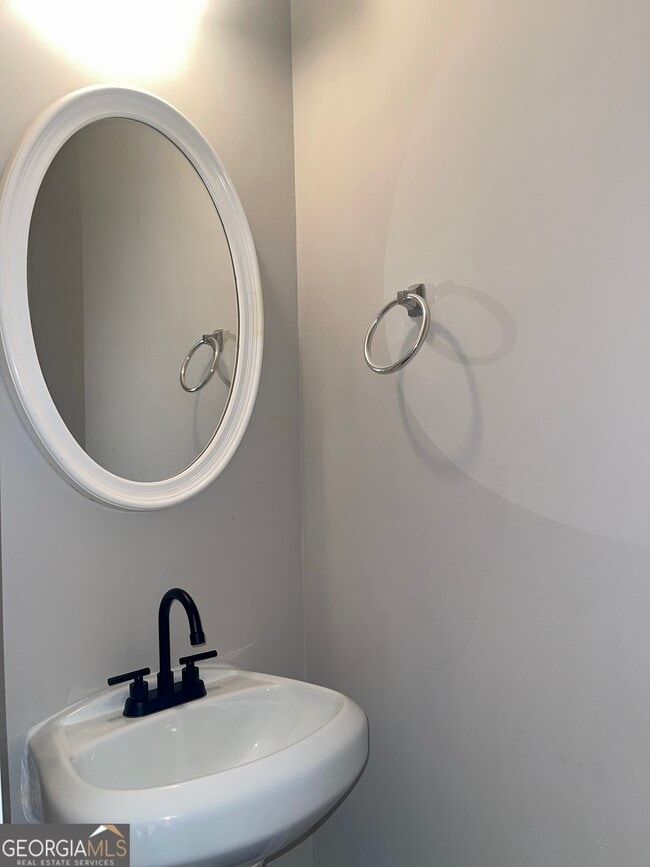 Building Photo - 299 Sheffield Chase