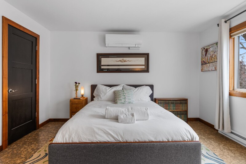 Building Photo - 504 S Coeur d'Alene St