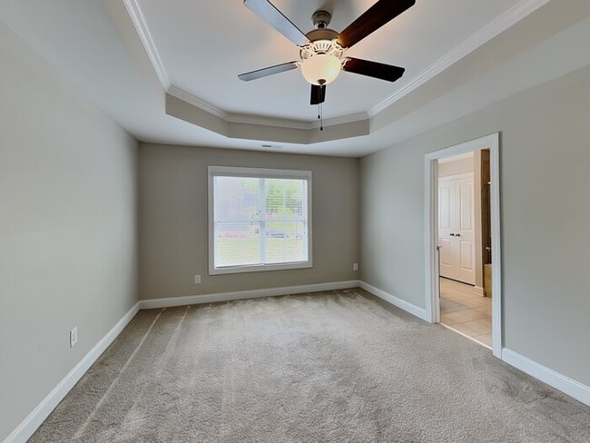 Building Photo - 105 Hilldebrant Dr