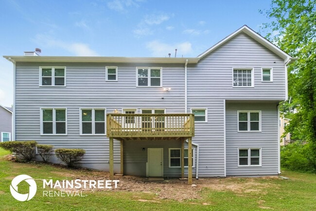 Building Photo - 530 Riverbirch Trce