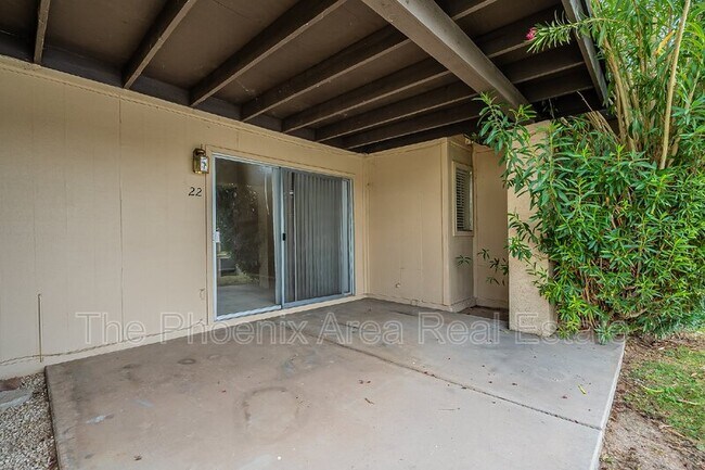 Building Photo - 2256 W Lindner Ave