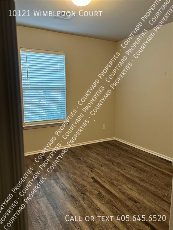 Building Photo - 10121 Wimbledon Ct