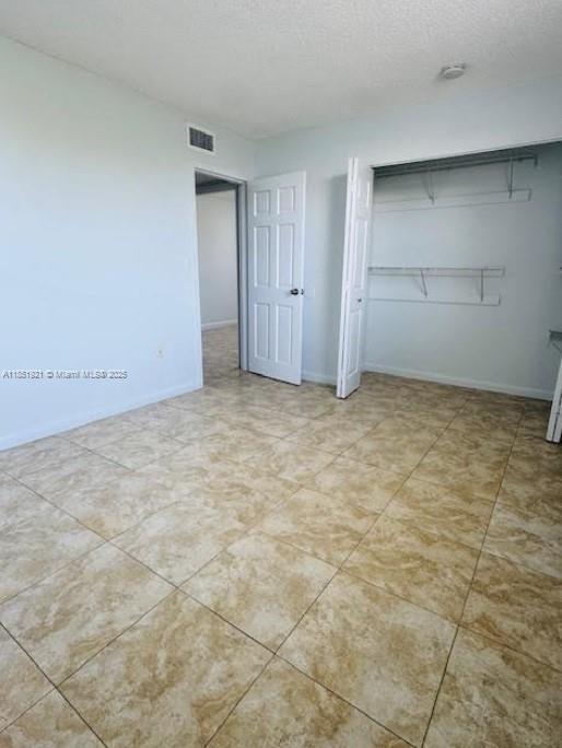 Building Photo - 2 bedroom in North Miami FL 33181