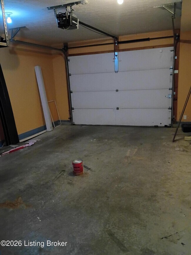 Building Photo - 110 Robert Ct