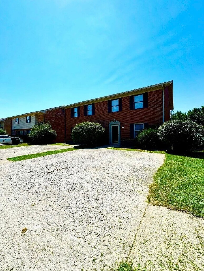 Building Photo - 206 S Keeneland Dr