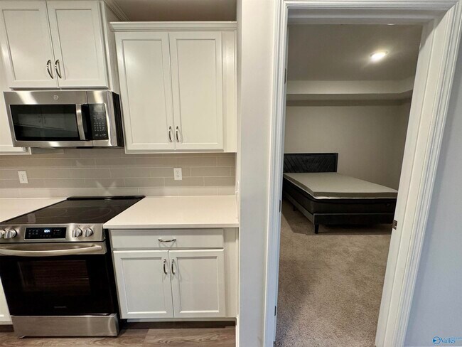 Building Photo - 6229 Pisgah Dr NW