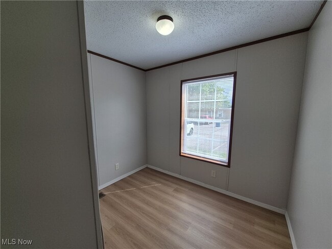 Building Photo - 125 Cedar Brook Dr