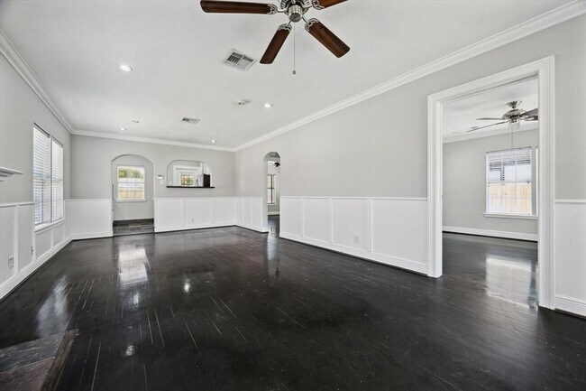 Building Photo - 2912 Cetti St