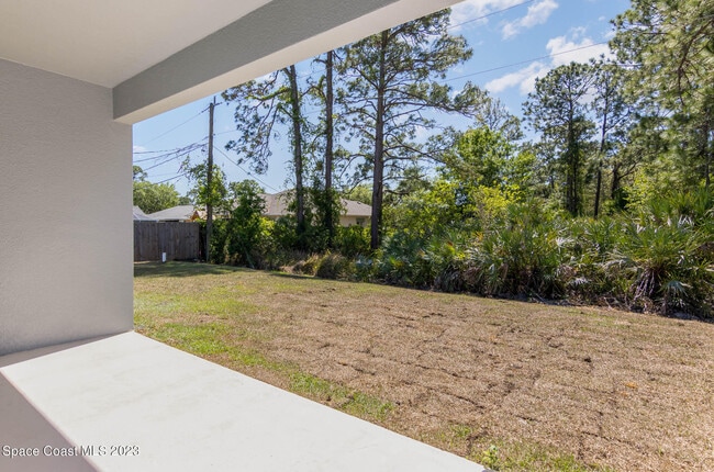 Building Photo - 1808 Pirate Ave SE