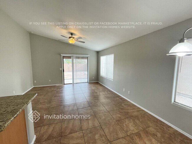 Building Photo - 25841 W Whyman St