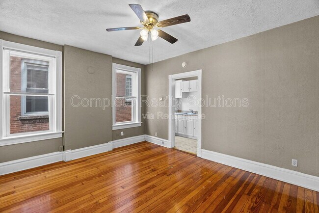 Building Photo - 4109 Hartford St