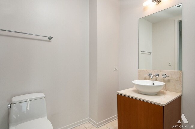 Building Photo - 600 N Fairbanks Ct