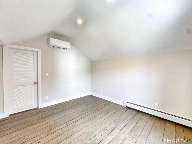 Building Photo - 112 Georgetown Rd