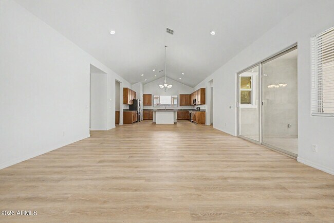 Building Photo - 20523 W Rosewood Ln