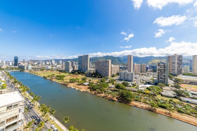 Building Photo - AVAILABLE NOW |  2 Bedroom, 1 Bathroom Apartment | Located at Ala Wai Plaza | 1 Assigned/Covered ...