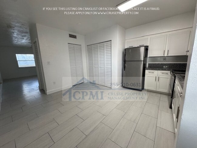 Interior Photo - 3720 SW 59 Ave