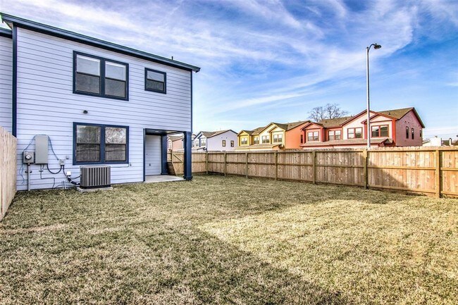 Building Photo - 1718 Louisiana Ave