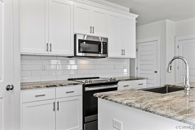Building Photo - 4142 Tosh Ln