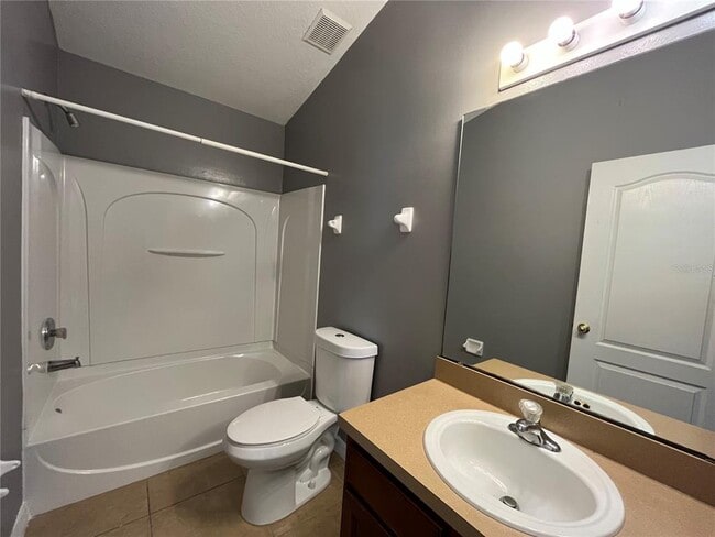 Building Photo - 7125 Red Lantern Dr
