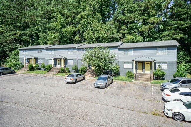 Building Photo - 205 Johnson St