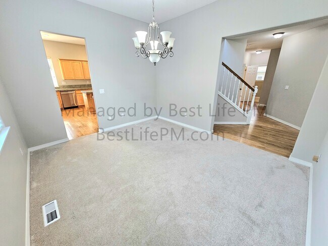 Building Photo - 11040 SE William Otty Rd