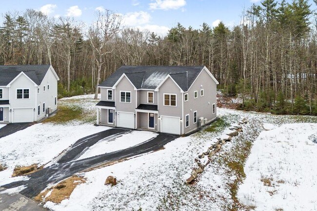 Building Photo - 24 Foliage Way