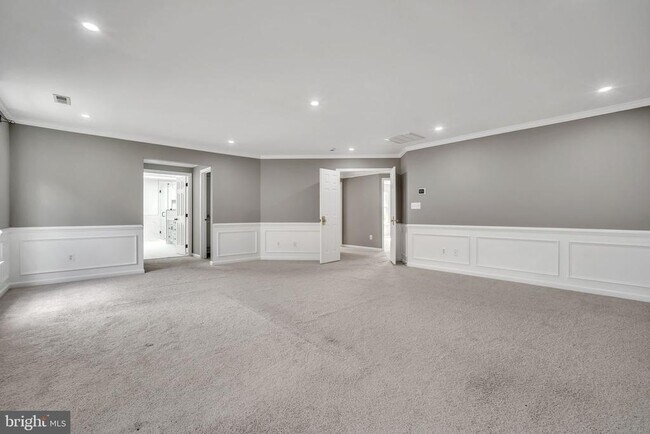 Building Photo - 20195 Hidden Creek Ct