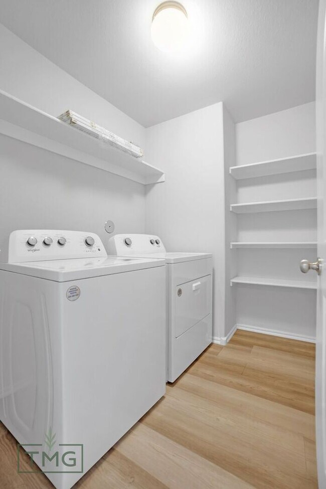 Building Photo - Tulsa 4-Bedroom Home | Walk to Downtown + ...