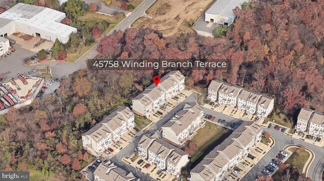 Building Photo - 45758 Winding Branch Terrace