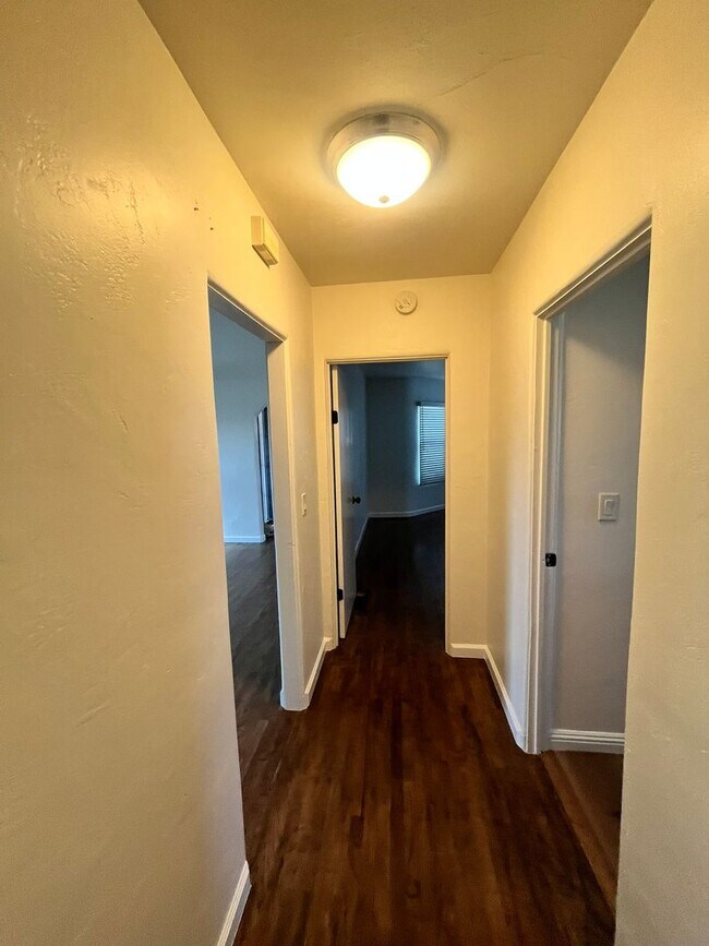 Building Photo - 620 N O St