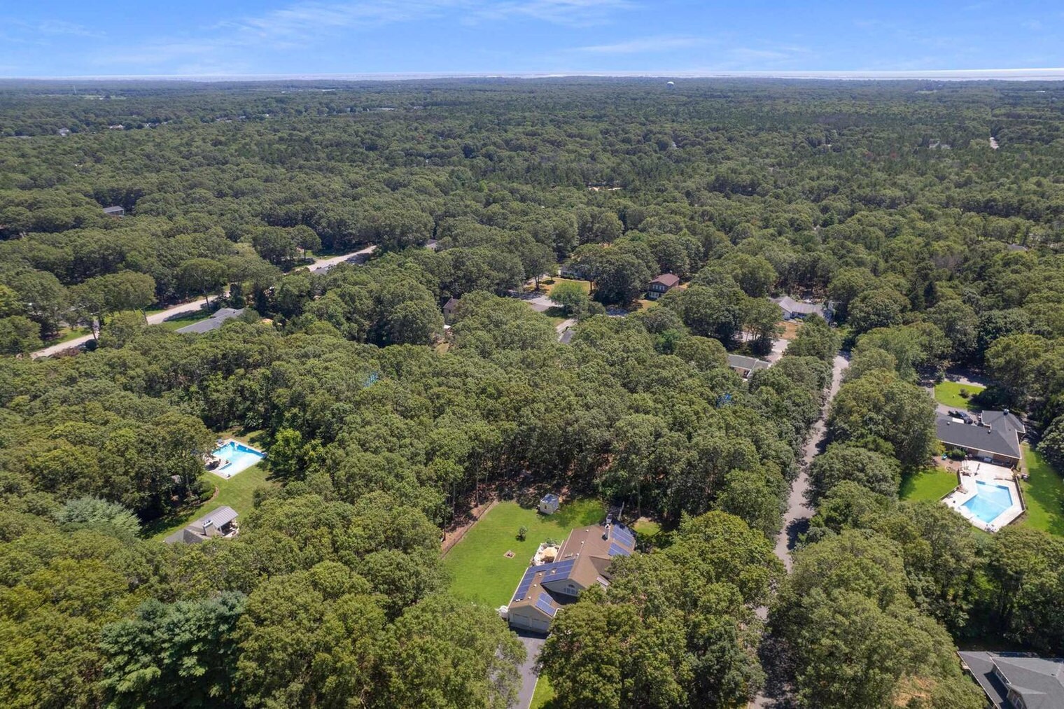 Building Photo - 1 Ginny Ct