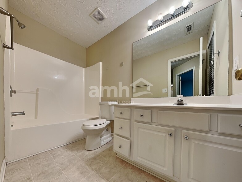 Building Photo - 3801 Bogan Mill Rd