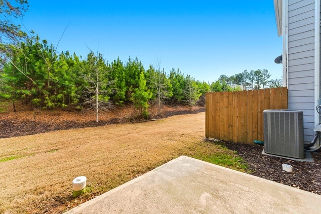 Building Photo - 3068 Tarian Way