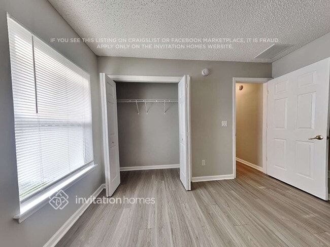 Building Photo - 1623 Canopy Oaks Dr