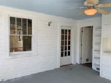 Building Photo - 8453 County Farm Rd